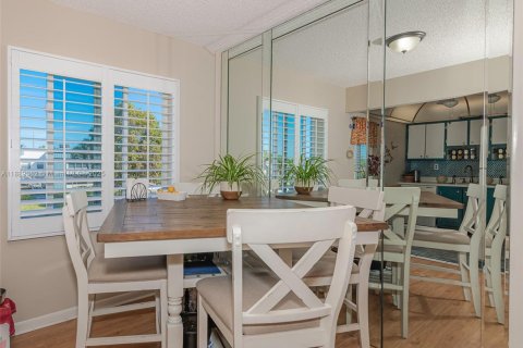 Condo à Delray Beach, Floride, 2 chambres  № 2015674