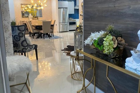 Villa ou maison à vendre à Miramar, Floride: 3 chambres, 155.61 m2 № 2182671 - photo 13