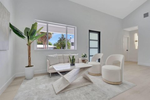 Villa ou maison à vendre à West Palm Beach, Floride: 3 chambres, 195.19 m2 № 2432463 - photo 3