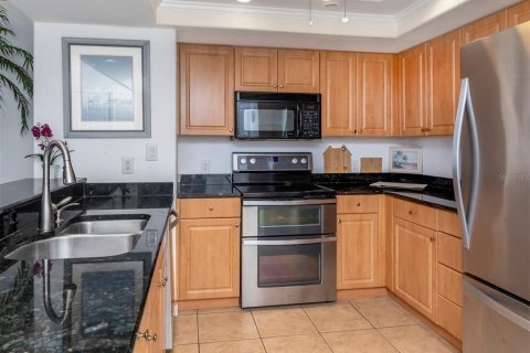 Condo in Punta Gorda, Florida, 2 bedrooms  № 1087310 - photo 13