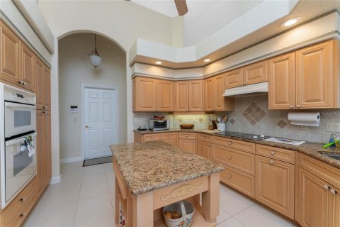 Купить виллу или дом в Лейк Сази, Флорида 12 комнат, 251.95м2, № 2211982 - фото 24