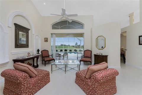 Купить виллу или дом в Лейк Сази, Флорида 12 комнат, 251.95м2, № 2211982 - фото 9