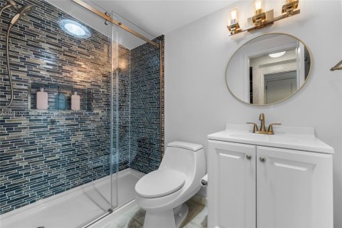 Villa ou maison à vendre à Miami, Floride: 3 chambres, 246.38 m2 № 2146052 - photo 20