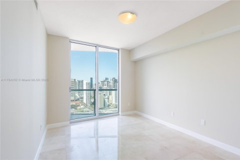 Condominio en venta en Miami, Florida, 2 dormitorios, 109.53 m2 № 1979849 - foto 13