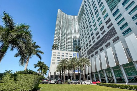 Condominio en venta en Miami, Florida, 2 dormitorios, 109.53 m2 № 1979849 - foto 20