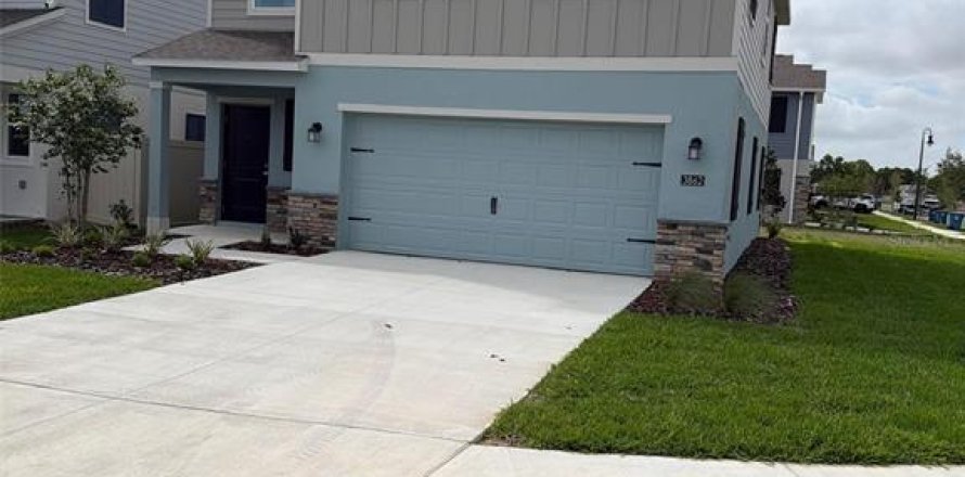 House in Haines City, Florida 4 bedrooms, 222.97 sq.m. № 2377988