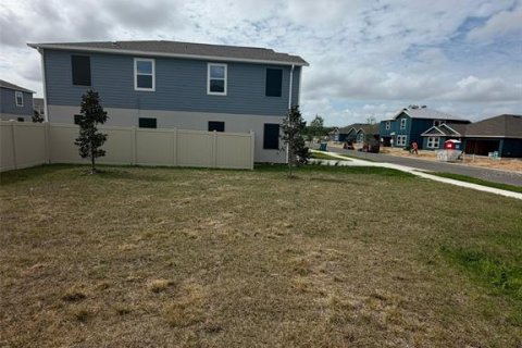 House in Haines City, Florida 4 bedrooms, 222.97 sq.m. № 2377988 - photo 3