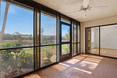 Condo in Punta Gorda, Florida, 2 bedrooms № 2216861 - photo 13