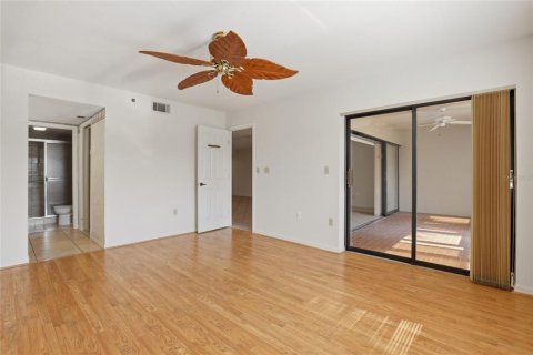 Condo in Punta Gorda, Florida, 2 bedrooms № 2216861 - photo 9