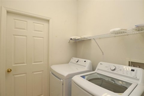 Casa en alquiler en Haines City, Florida, 4 dormitorios, 181.72 m2 № 1909126 - foto 15