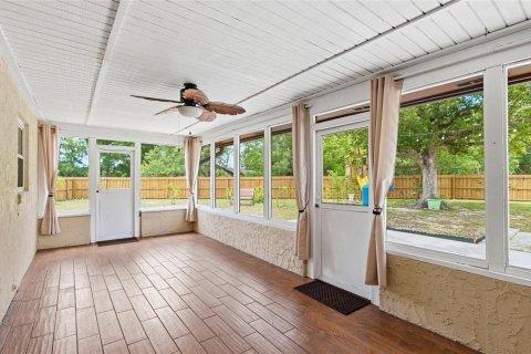 House in Orlando, Florida 4 bedrooms, 192.59 sq.m. № 2107017 - photo 25