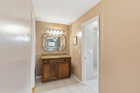 House in Orlando, Florida 4 bedrooms, 192.59 sq.m. № 2107017 - photo 22