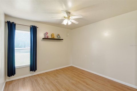 House in Orlando, Florida 4 bedrooms, 192.59 sq.m. № 2107017 - photo 17