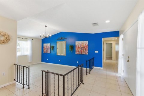 House in Orlando, Florida 4 bedrooms, 192.59 sq.m. № 2107017 - photo 7