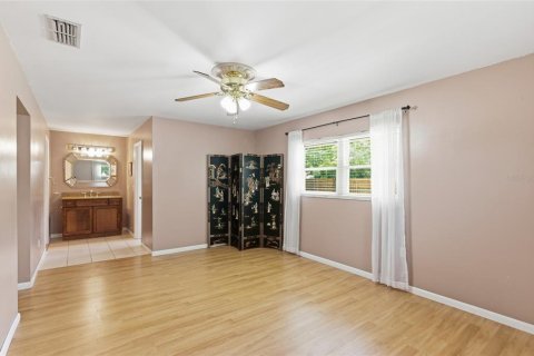 House in Orlando, Florida 4 bedrooms, 192.59 sq.m. № 2107017 - photo 20