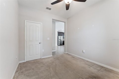 Villa ou maison à vendre à Sanford, Floride: 5 chambres, 296.82 m2 № 2152267 - photo 18