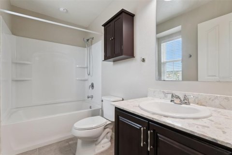 Villa ou maison à vendre à Sanford, Floride: 5 chambres, 296.82 m2 № 2152267 - photo 16
