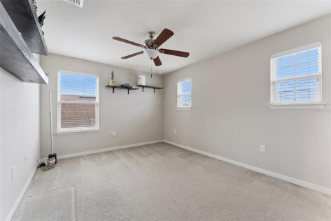 Villa ou maison à vendre à Sanford, Floride: 5 chambres, 296.82 m2 № 2152267 - photo 10