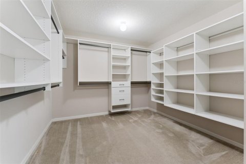 Villa ou maison à vendre à Sanford, Floride: 5 chambres, 296.82 m2 № 2152267 - photo 9