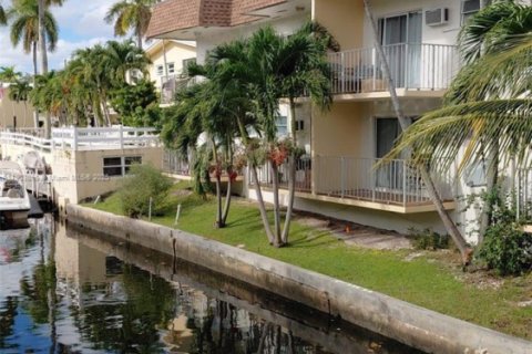 Снять в аренду кондоминиум в Норт-Майами, Флорида 1 спальня, 53.14м2, № 1954792 - фото 21