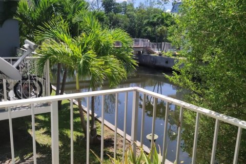 Снять в аренду кондоминиум в Норт-Майами, Флорида 1 спальня, 53.14м2, № 1954792 - фото 13