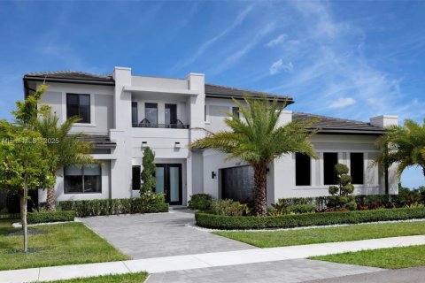 Villa ou maison à vendre à Miami, Floride: 4 chambres, 331.94 m2 № 1942090 - photo 1