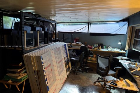 Casa en venta en Miami Gardens, Florida, 4 dormitorios, 152.92 m2 № 1986695 - foto 19