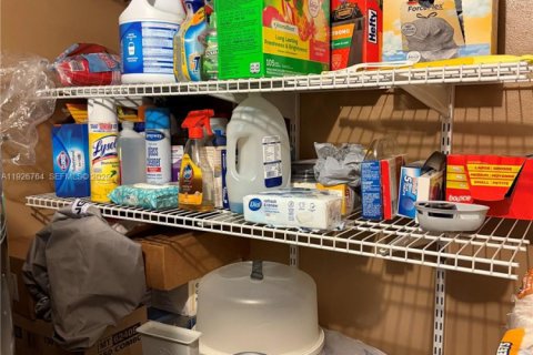 Casa en venta en Miami Gardens, Florida, 4 dormitorios, 152.92 m2 № 1986695 - foto 14