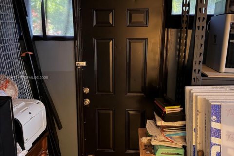 Casa en venta en Miami Gardens, Florida, 4 dormitorios, 152.92 m2 № 1986695 - foto 21