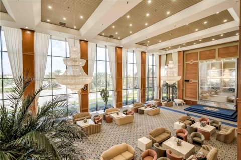 Купить кондоминиум в Пемброк-Пайнс, Флорида 2 спальни, 85.47м2, № 1499636 - фото 27