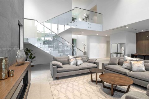 Villa ou maison à vendre à Fort Lauderdale, Floride: 5 chambres, 417.6 m2 № 1987928 - photo 15
