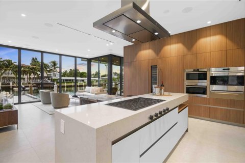 Villa ou maison à vendre à Fort Lauderdale, Floride: 5 chambres, 417.6 m2 № 1987928 - photo 22