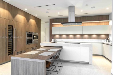 Villa ou maison à vendre à Fort Lauderdale, Floride: 5 chambres, 417.6 m2 № 1987928 - photo 20