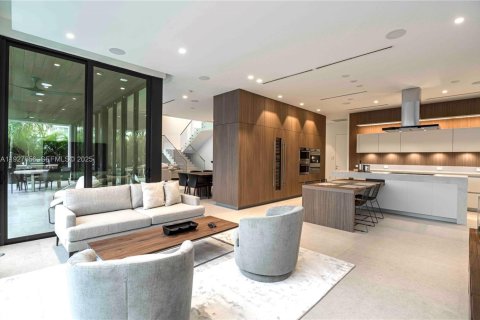 Villa ou maison à vendre à Fort Lauderdale, Floride: 5 chambres, 417.6 m2 № 1987928 - photo 28