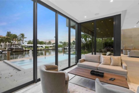 Villa ou maison à vendre à Fort Lauderdale, Floride: 5 chambres, 417.6 m2 № 1987928 - photo 30