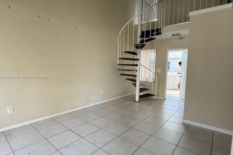 Снять в аренду кондоминиум в Майами, Флорида 2 спальни, 105.17м2, № 2035097 - фото 10