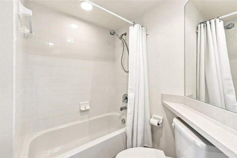 Купить кондоминиум в Ларго, Флорида 6 комнат, 167.22м2, № 2312535 - фото 20