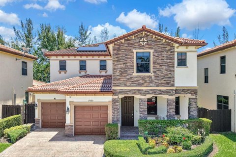 House in Doral, Florida 4 bedrooms, 290.6 sq.m. № 2078419