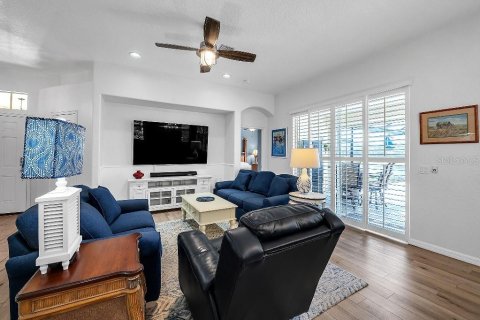 House in Laurel, Florida 3 bedrooms, 137.96 sq.m. № 1578641 - photo 4