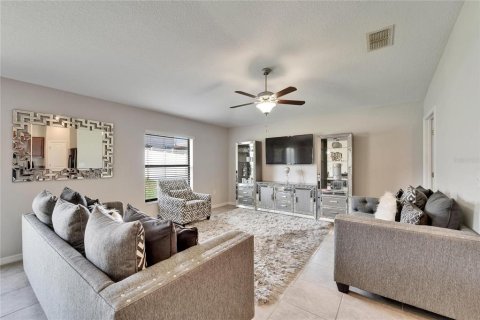 House in Riverview, Florida 3 bedrooms, 145.02 sq.m. № 2103394 - photo 13