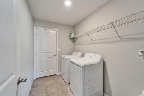 House in Riverview, Florida 3 bedrooms, 145.02 sq.m. № 2103394 - photo 18