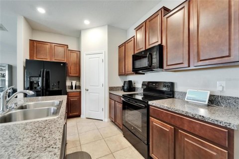 House in Riverview, Florida 3 bedrooms, 145.02 sq.m. № 2103394 - photo 9