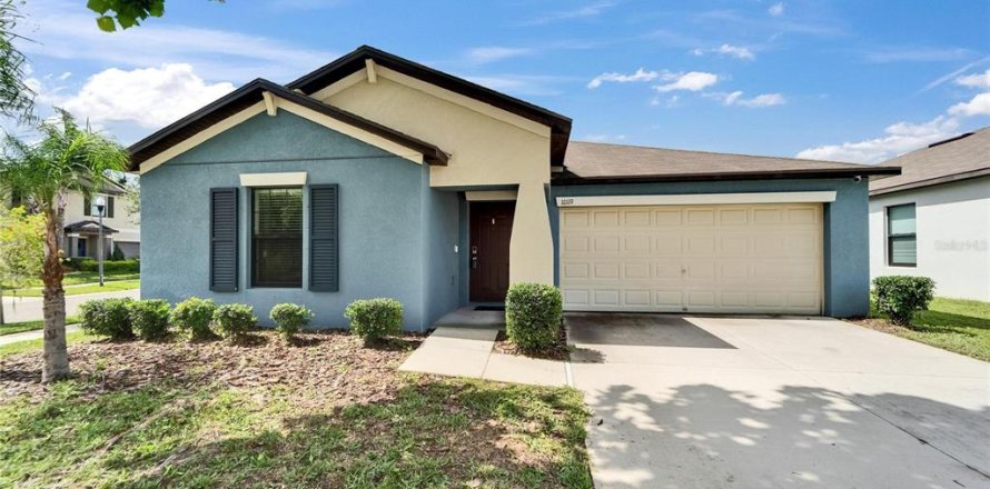 House in Riverview, Florida 3 bedrooms, 145.02 sq.m. № 2103394