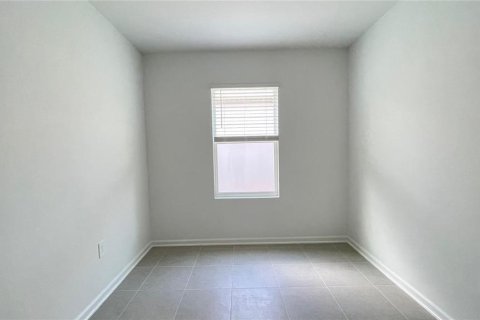 Casa en alquiler en Clermont, Florida, 3 dormitorios, 159.14 m2 № 1853662 - foto 5