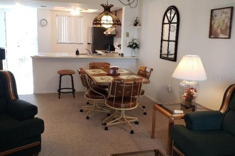Condominio en alquiler en Punta Gorda, Florida, 2 dormitorios, 82.31 m2 № 1681342 - foto 4