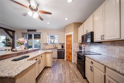Villa ou maison à vendre à Punta Gorda, Floride: 4 chambres, 317.73 m2 № 2150257 - photo 10