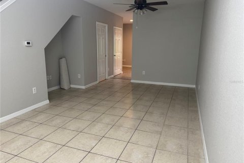 Touwnhouse à louer à Orlando, Floride: 2 chambres, 107.02 m2 № 2406434 - photo 9