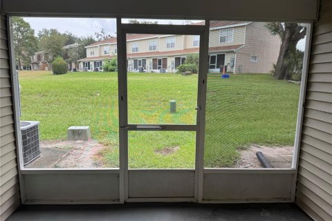 Touwnhouse à louer à Orlando, Floride: 2 chambres, 107.02 m2 № 2406434 - photo 19