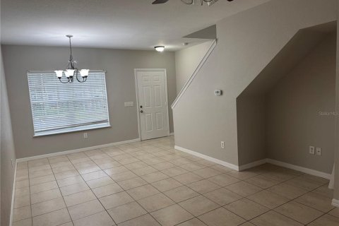 Touwnhouse à louer à Orlando, Floride: 2 chambres, 107.02 m2 № 2406434 - photo 10