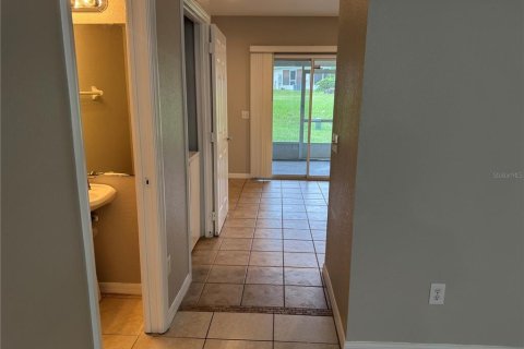 Touwnhouse à louer à Orlando, Floride: 2 chambres, 107.02 m2 № 2406434 - photo 12